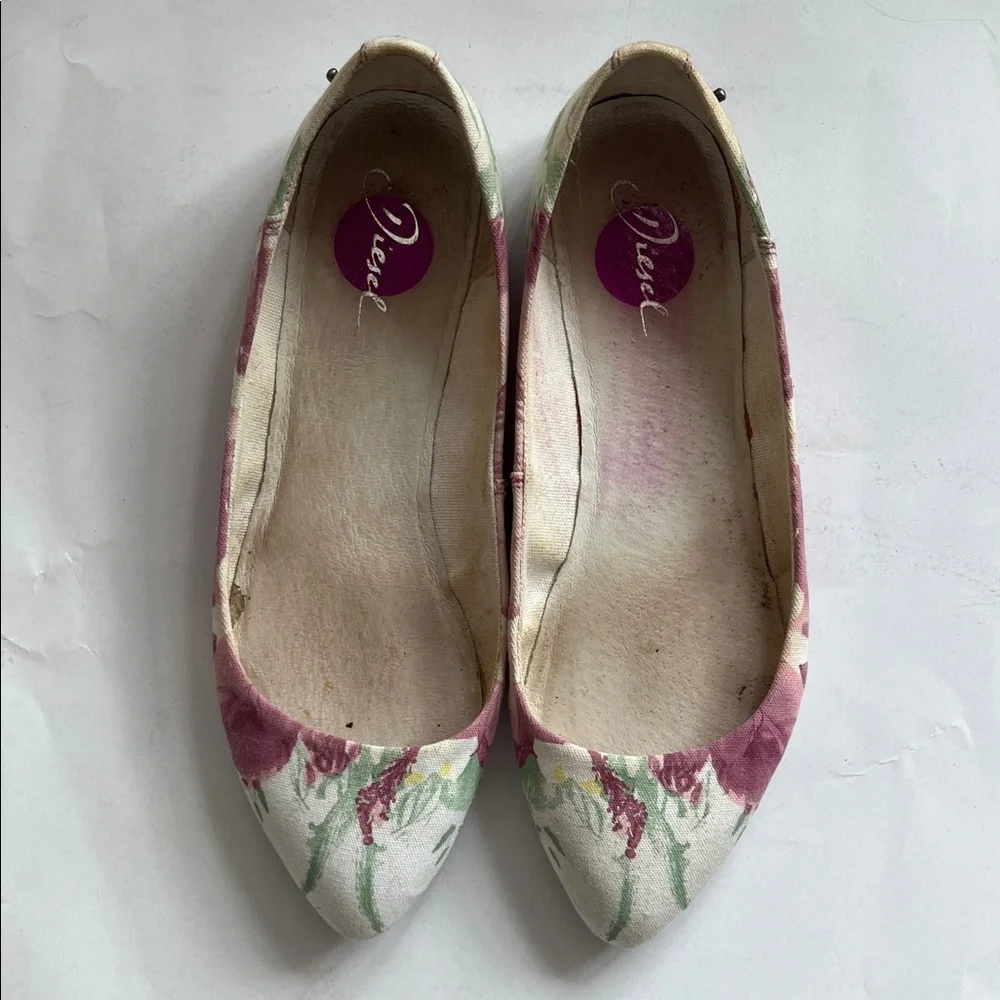 Diesel Floral plum and white Flats with box - Picture 1 of 12
